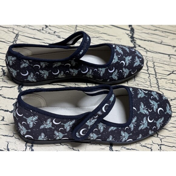 Em & Sprout Luna Moth Canvas Slip On Shoes Women Size 9 Black White Green - Picture 4 of 12